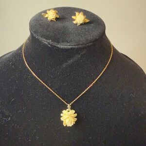 Vintage Rose Flower Necklace Pendant Earrings Set Gold Tone Clip On Ivory type